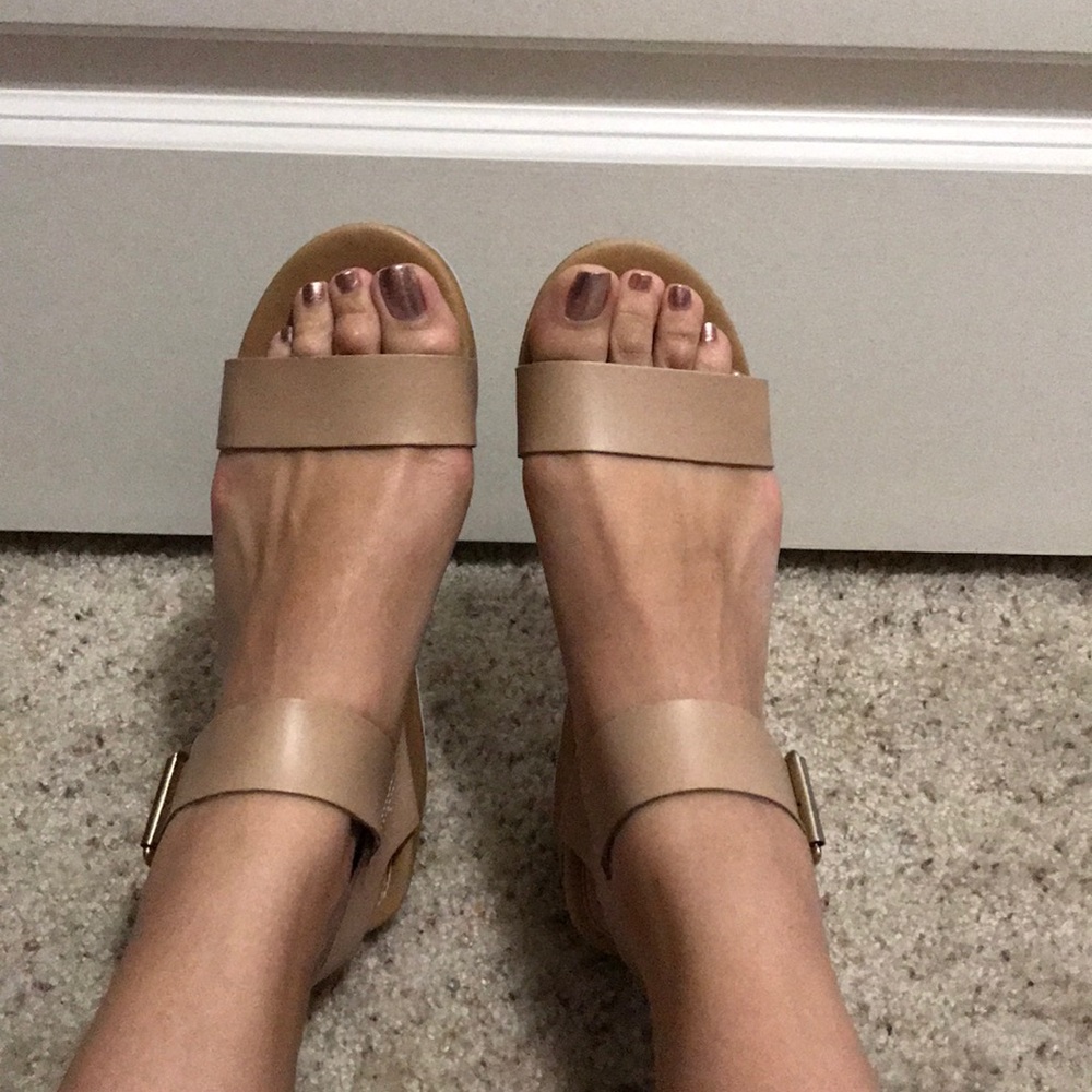 Steve Madden Nude Flatforms